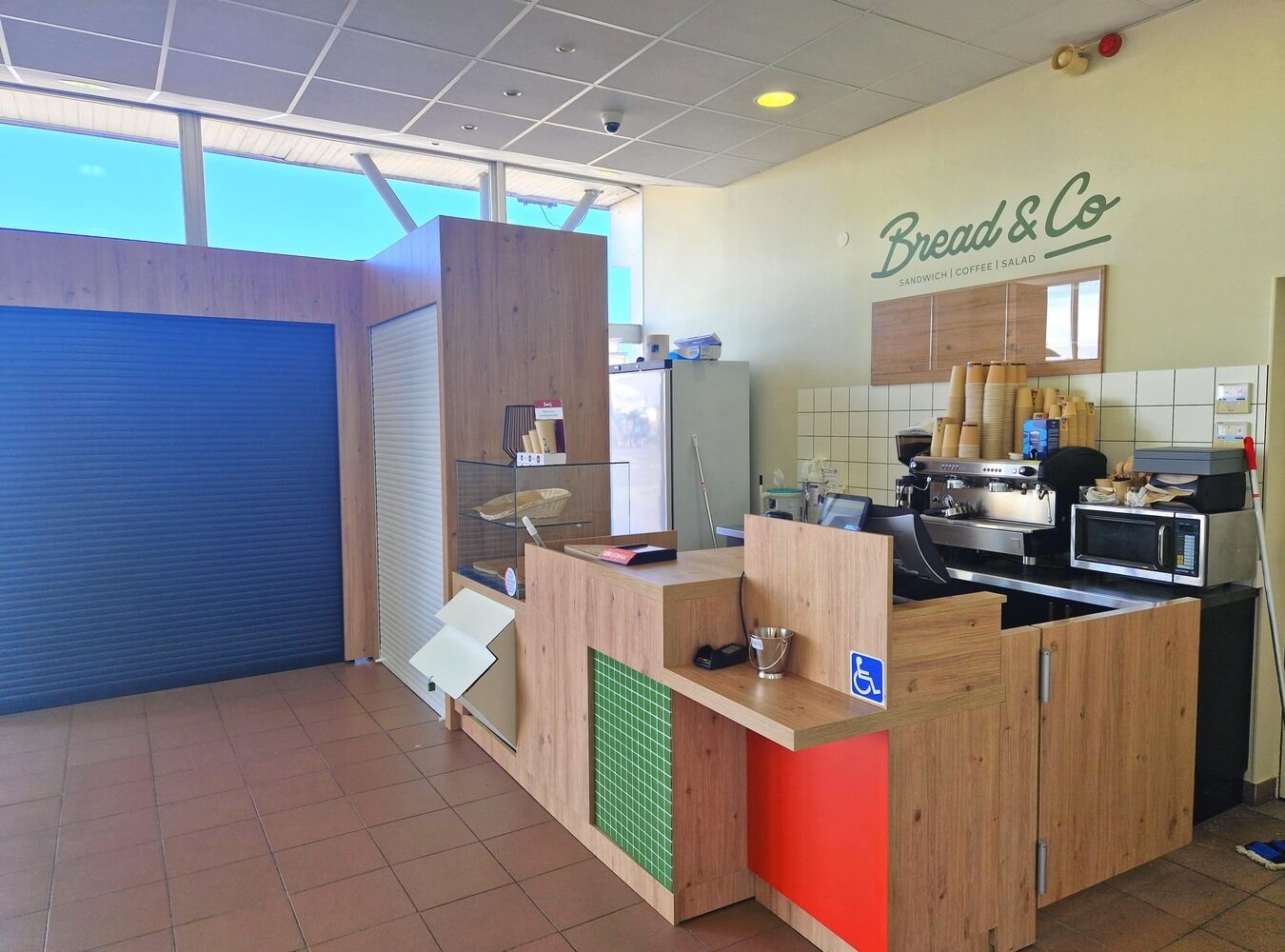 Agencement-Bread-and-Co.jpg